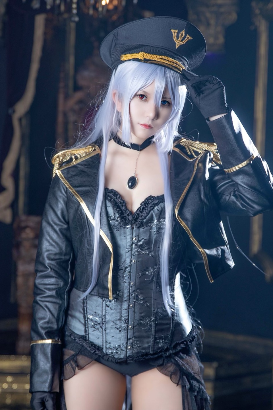 風見りん Bisque doll Queen-erohere2.jpg